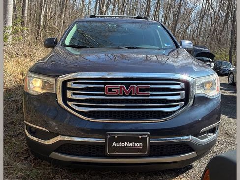Used 2018 GMC Acadia SLT image 1