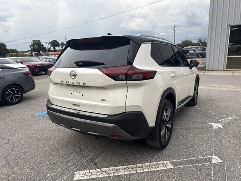 Used 2023 Nissan Rogue SL FWD image 10