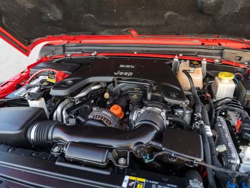 Used 2020 Jeep Gladiator Rubicon w/ Dual Top Group image 22