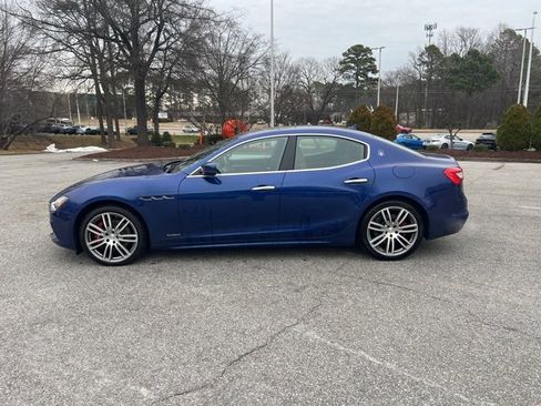 Used 2018 Maserati Ghibli S GranSport image 2