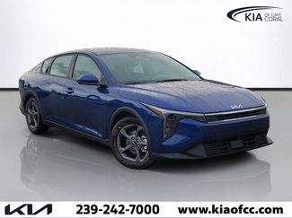 New 2026 Kia K4 FWD video 1