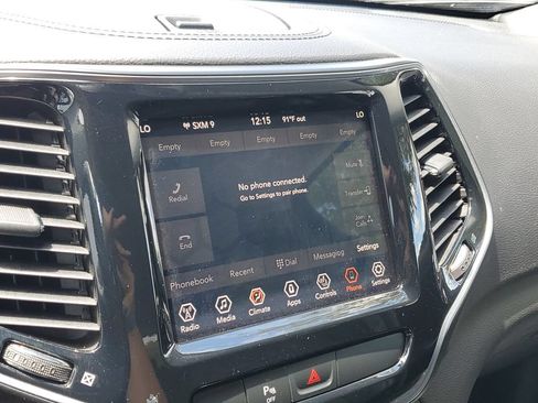 Used 2019 Jeep Cherokee Limited AWD/4WD image 27