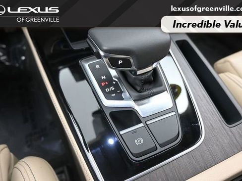 Used 2025 Audi Q5 2.0T Premium Plus w/ Premium Plus Package AWD/4WD image 17