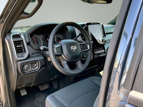 Certified 2026 RAM 2500 Big Horn AWD/4WD image 4