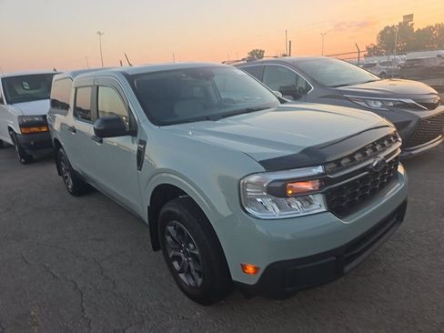 Used 2024 Ford Maverick XLT w/ XLT Luxury Package FWD image 2
