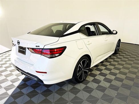 Certified 2022 Nissan Sentra SR w/ Electronics Package image 23