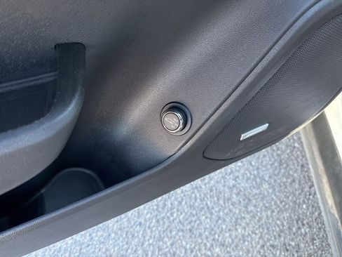 Used 2019 Chevrolet Blazer LT w/ Sun and Wheels Package image 33