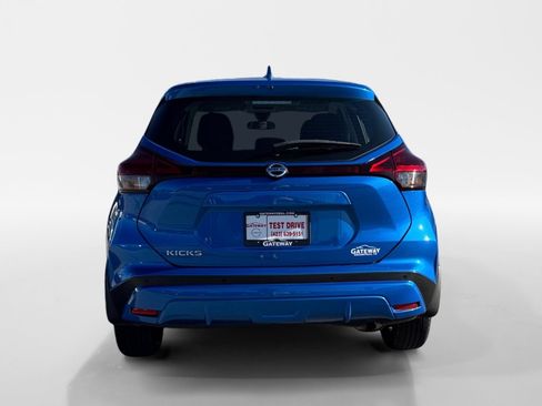 Used 2021 Nissan Kicks S image 8