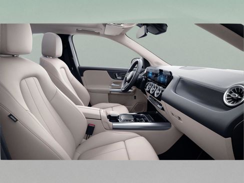 Certified 2021 Mercedes-Benz GLA 250 image 41