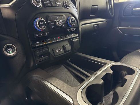 Used 2021 GMC Sierra 1500 AT4 w/ AT4 Value Package AWD/4WD image 21