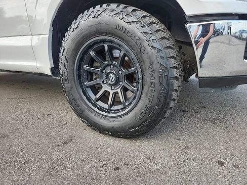 Used 2019 Ford F150 XLT RWD image 3