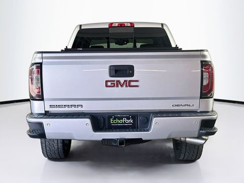 Used 2018 GMC Sierra 1500 Denali AWD/4WD image 7