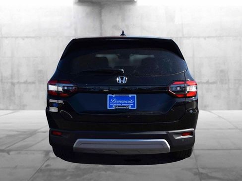 New 2025 Honda Pilot EX-L image 6