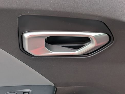 Used 2025 Kia K4 FWD image 12