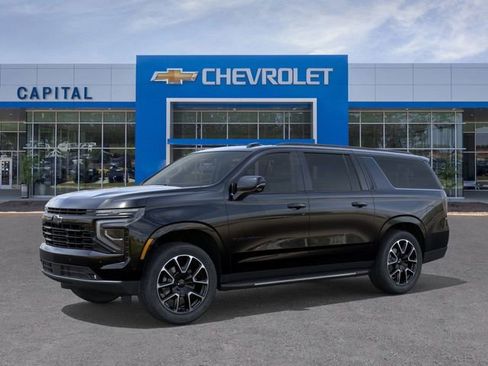 New 2026 Chevrolet Suburban RST image 2