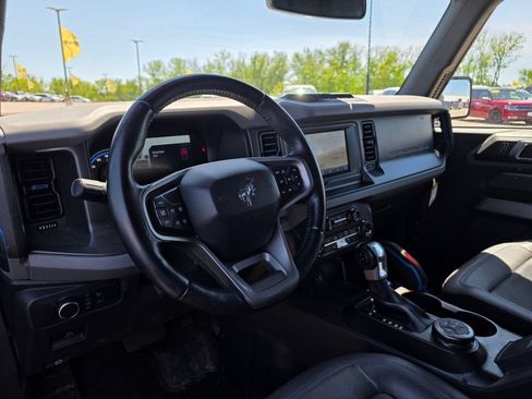 Used 2022 Ford Bronco Black Diamond AWD/4WD image 16