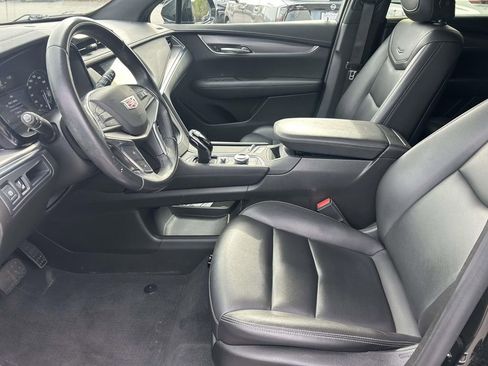 Used 2022 Cadillac XT5 Luxury image 15