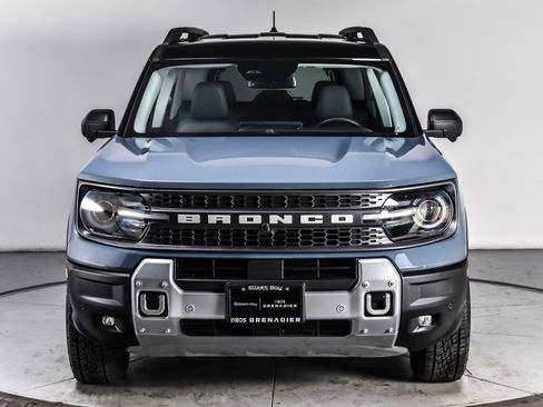 Used 2025 Ford Bronco Sport Badlands AWD/4WD image 9