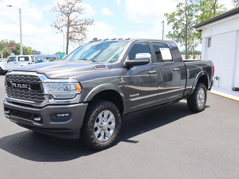 Used 2021 RAM 2500 Limited image 4
