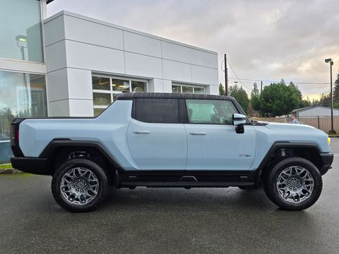 New 2025 GMC Hummer EV 3X image 8