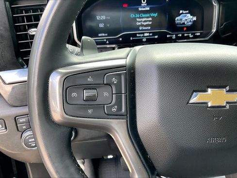 Certified 2024 Chevrolet Silverado 1500 High Country AWD/4WD image 23