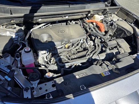 Used 2024 Toyota RAV4 XLE image 18