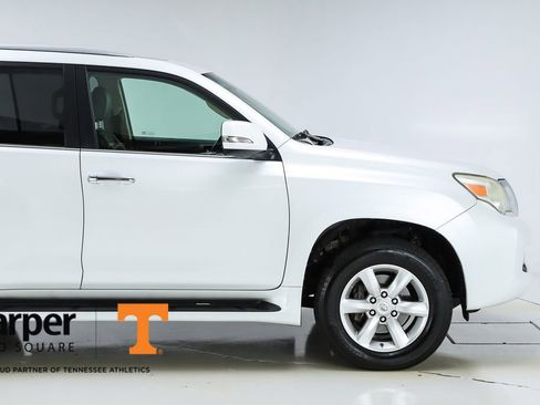 Used 2011 Lexus GX 460 image 12