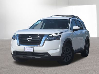 Certified 2022 Nissan Pathfinder SV