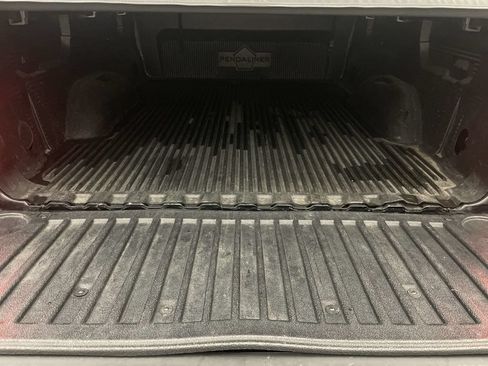 Used 2018 Chevrolet Silverado 1500 LT w/ All Star Edition AWD/4WD image 18