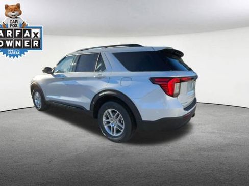 Used 2026 Ford Explorer Active AWD/4WD image 7