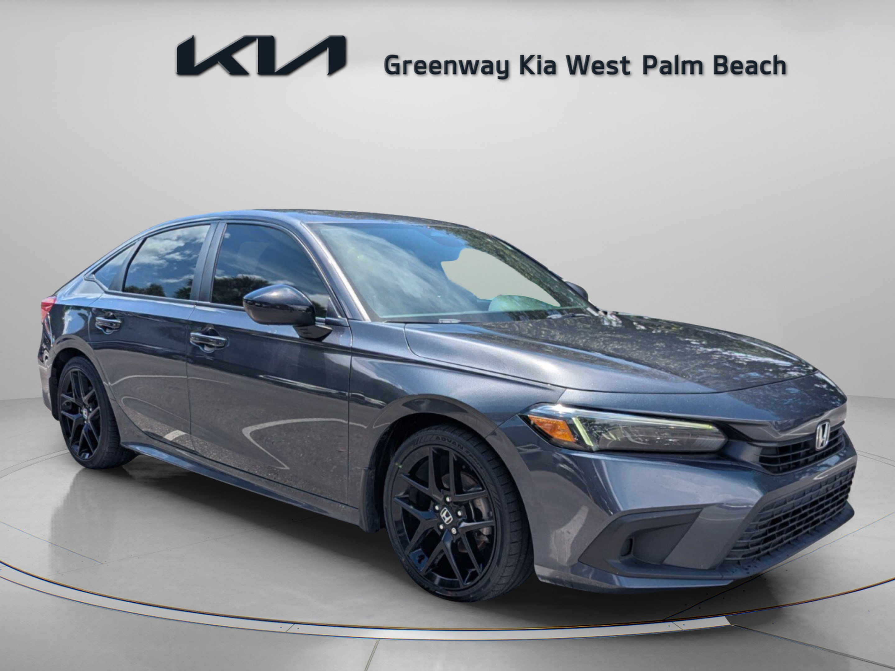 Used 2024 Honda Civic Sport image 1