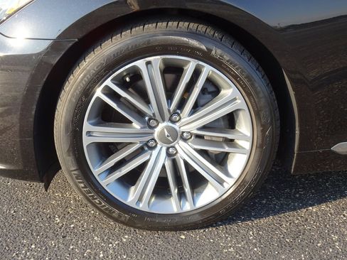 Used 2018 Genesis G80 3.8 AWD/4WD image 18