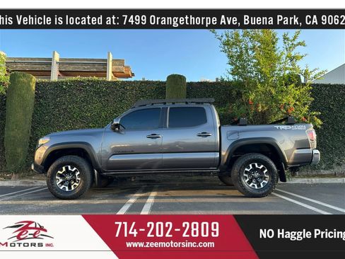 Used 2022 Toyota Tacoma TRD Off-Road image 11