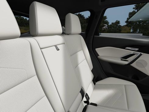 New 2026 BMW X1 xDrive28i AWD/4WD image 10