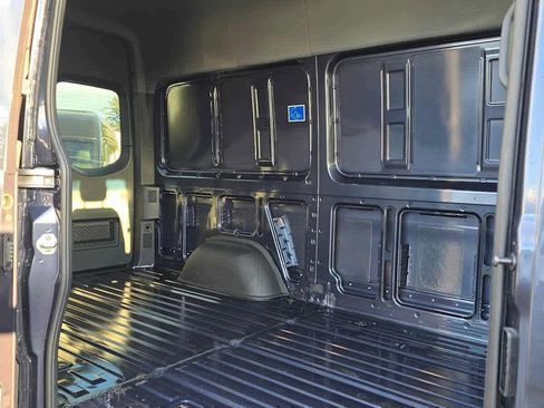 Used 2026 Mercedes-Benz Sprinter 2500 image 16