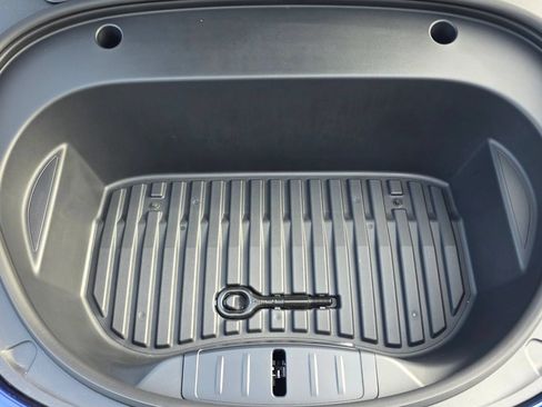 Used 2023 Tesla Model 3 Standard Range RWD image 19