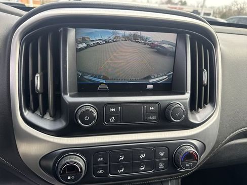 Used 2022 GMC Canyon Elevation image 14