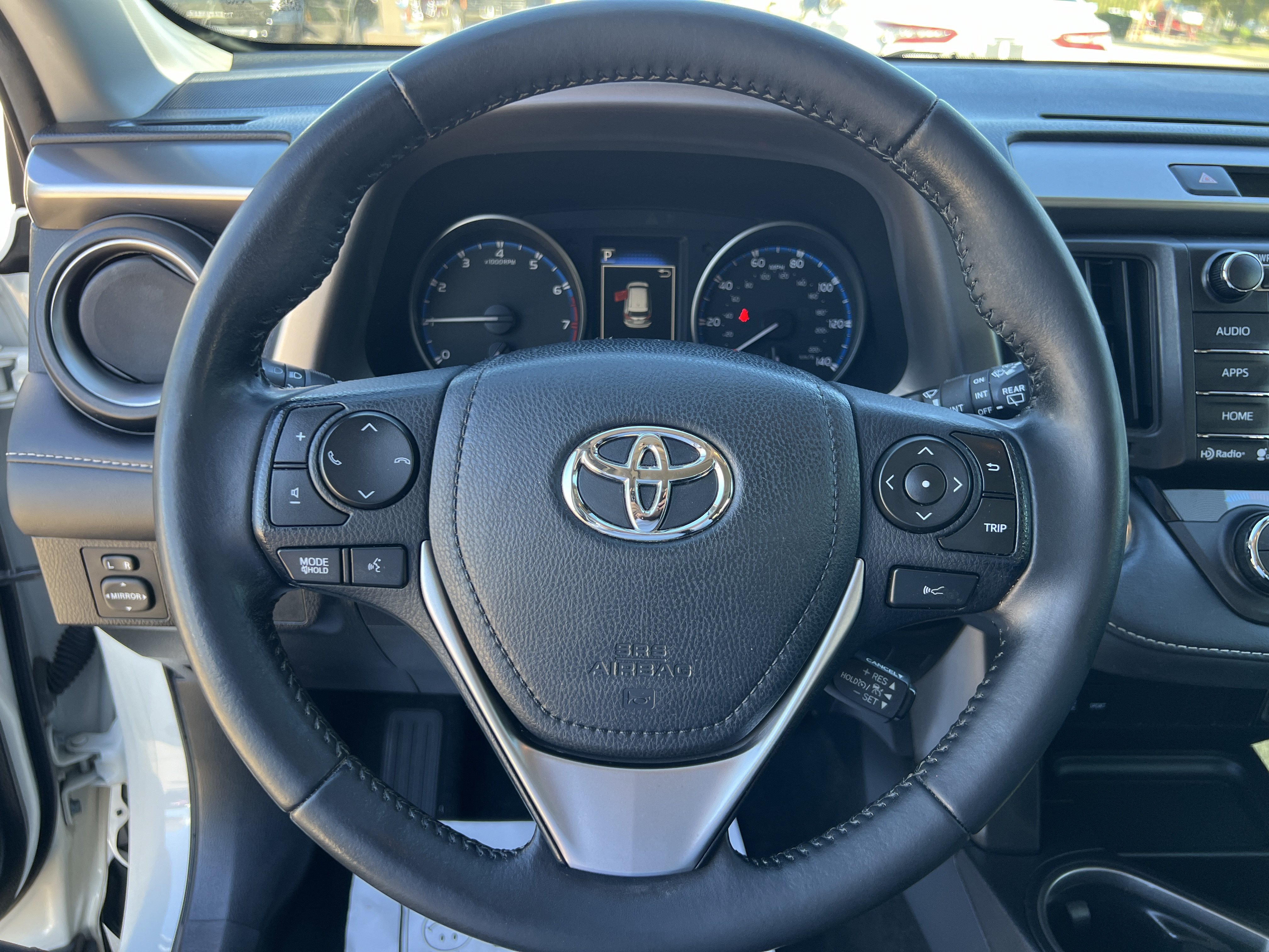 Used 2018 Toyota RAV4 XLE w/ Plus Extra Value Package FWD image 18