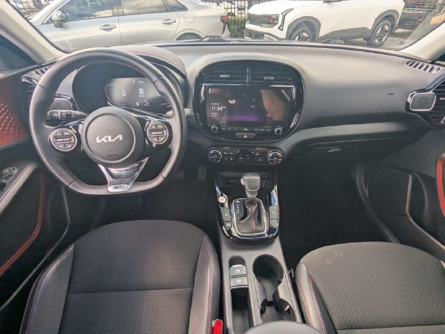 Certified 2024 Kia Soul GT-Line w/ Option Group 020 FWD image 15