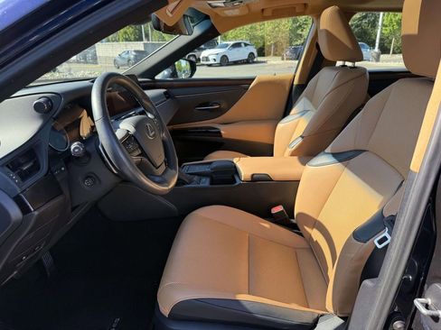 Used 2022 Lexus ES 350 w/ Premium Package FWD image 13