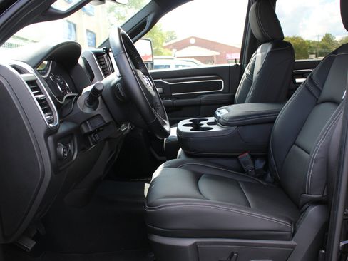 Used 2024 RAM 2500 Big Horn w/ Night Edition image 22