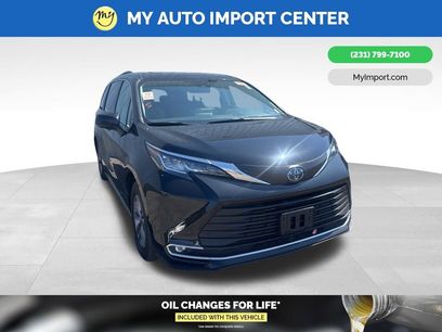 Used 2023 Toyota Sienna XLE