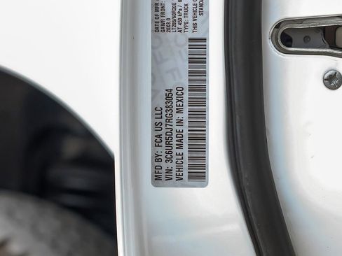 Used 2024 RAM 2500 Big Horn w/ Night Edition image 59