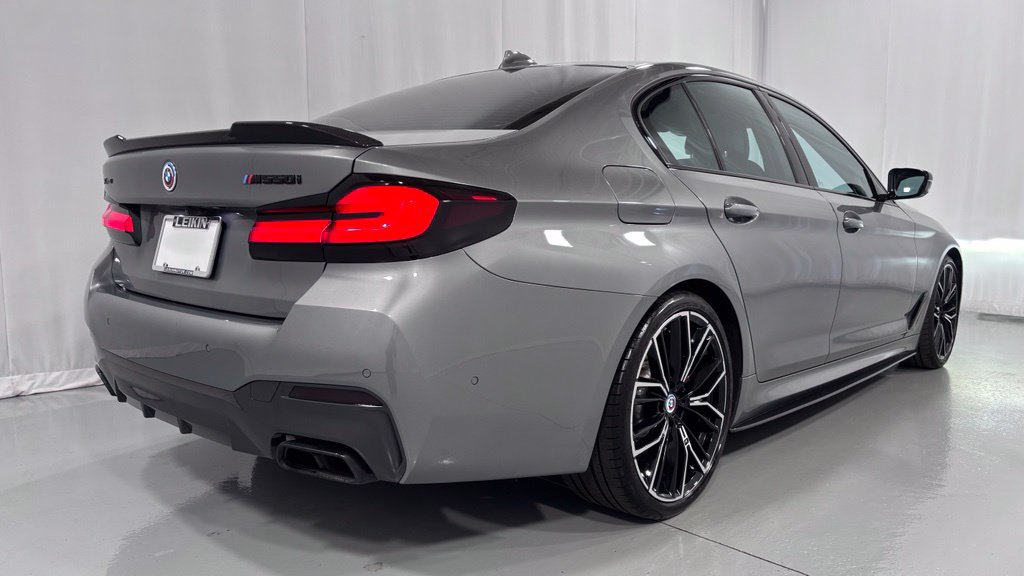 Used 2023 BMW M550i xDrive w/ Dynamic Handling Package AWD/4WD image 7