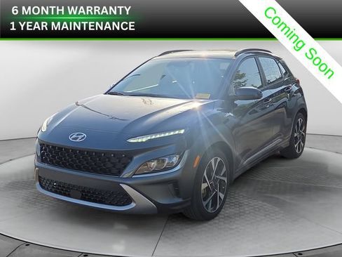 Used 2022 Hyundai Kona Limited w/ Cargo Package FWD image 1