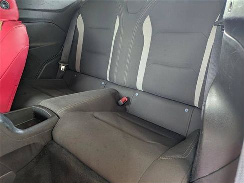 Used 2020 Chevrolet Camaro LT RWD image 16