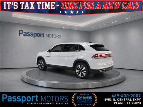 Used 2024 Volkswagen Atlas Cross Sport SE image 4