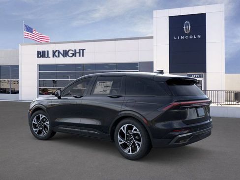 New 2025 Lincoln Nautilus Premier w/ Jet Appearance Package image 4