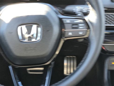 Used 2025 Honda Civic Sport image 15