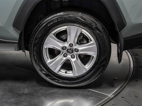 Certified 2021 Toyota RAV4 XLE FWD image 11